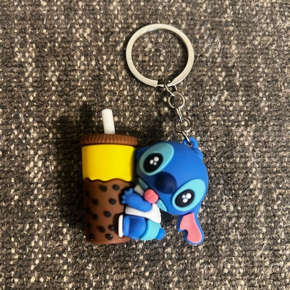Stitch with Boba Coffee Cup 2” Keychain - Picture 1 of 5